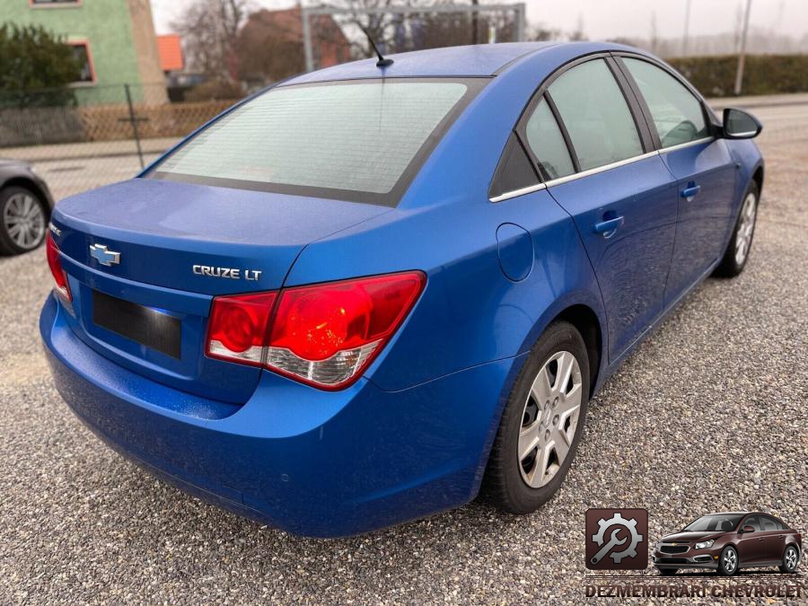 Baie ulei chevrolet cruze 2012