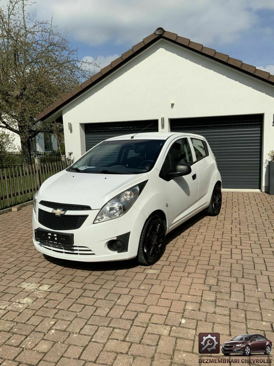 Baie ulei chevrolet spark 2012