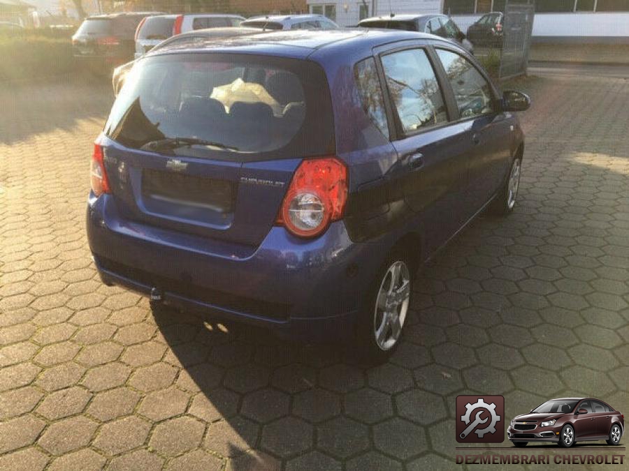 Balamale capota chevrolet aveo 2009